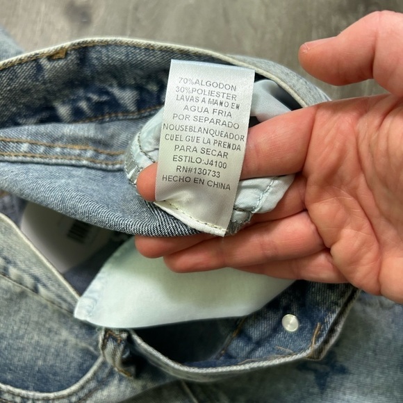 NWT Umgee Star Print High Waisted Denim Shorts Distressed Fray Acid Wash Size 7 - Picture 6 of 12